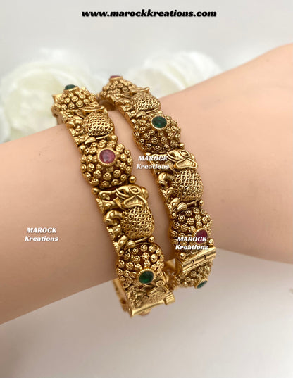 Zarina Premium Quality Gold plated elephant crafted openable Rajwadi statement Bangles/Kangan