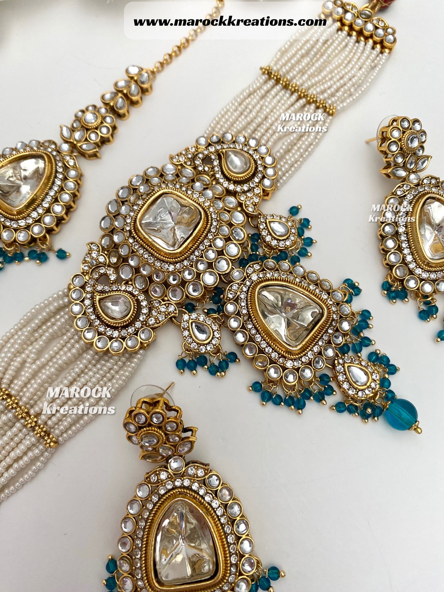 Aarzoo Kundan Statement Choker set