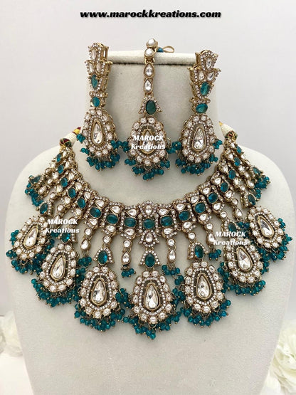 Sareena Kundan choker cum statement Necklace set