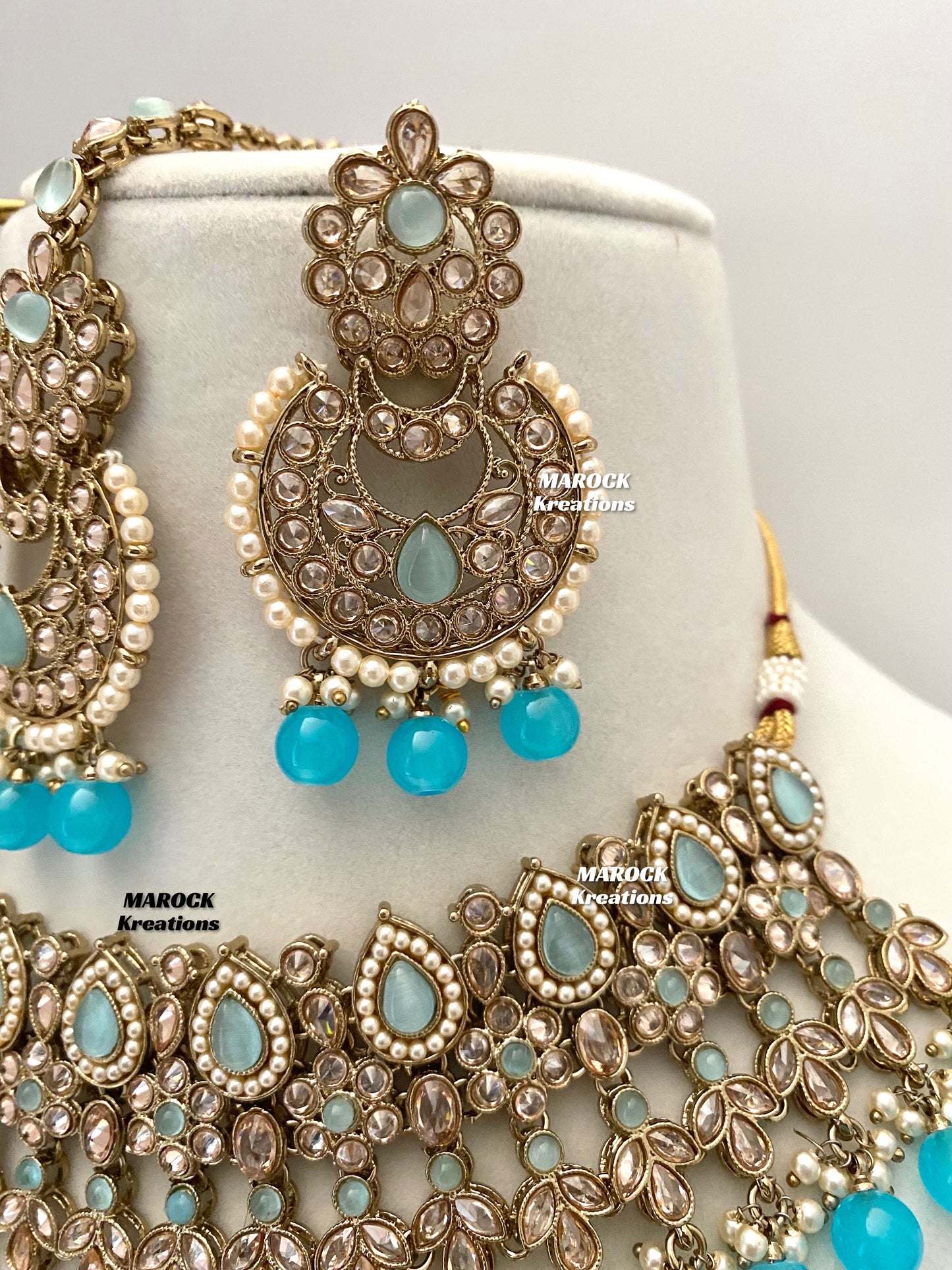 Sadhna Antique Gold Polki Necklace set