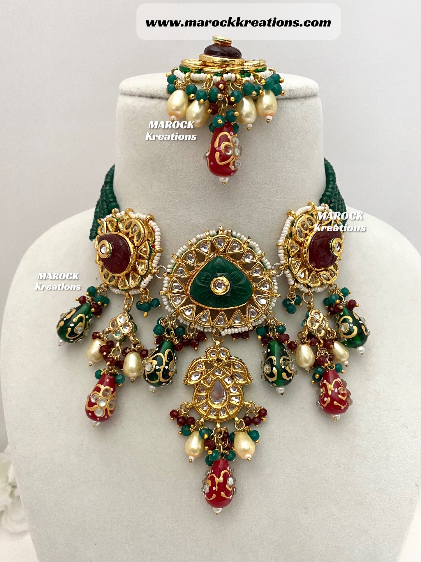 Raavi Premium Quality Thappa Kundan trendy choker/Necklace set