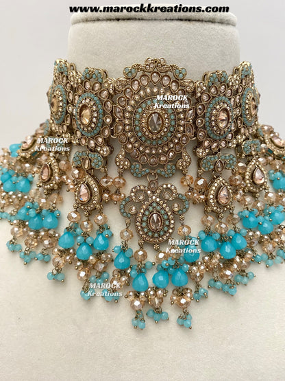 Nazmun Antique Gold Pakistani Polki  choker/necklace set with Passa