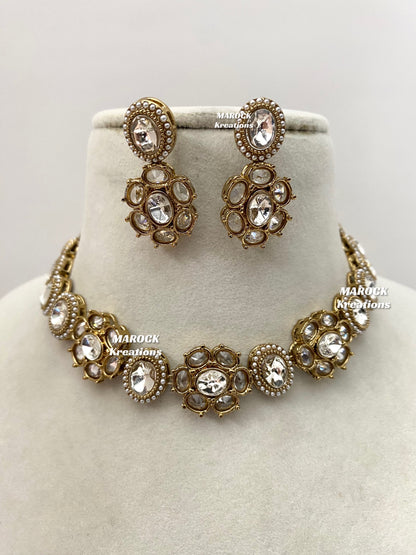 Arina Premium Quality Kundan Single line necklace set