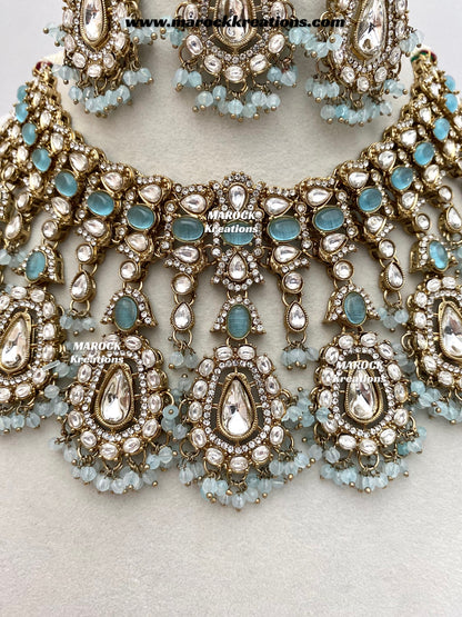 Sareena Kundan choker cum statement Necklace set