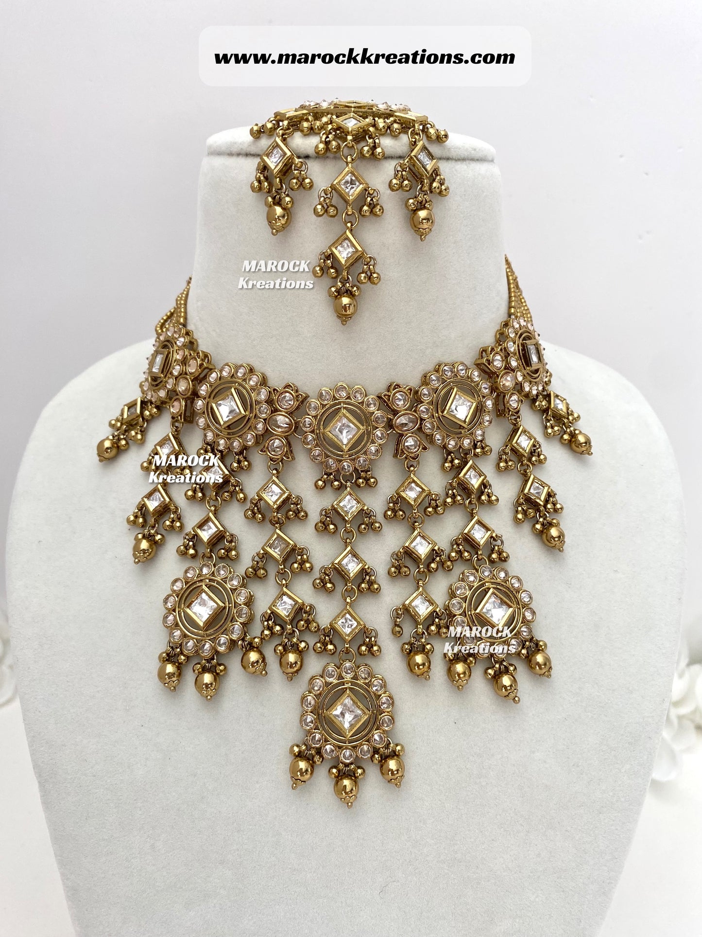 Antique Gold Kundan/Polki Statement Choker set