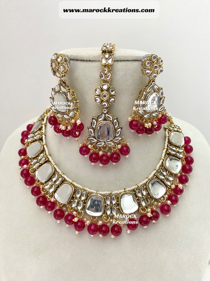 Avleen Kundan Necklace set