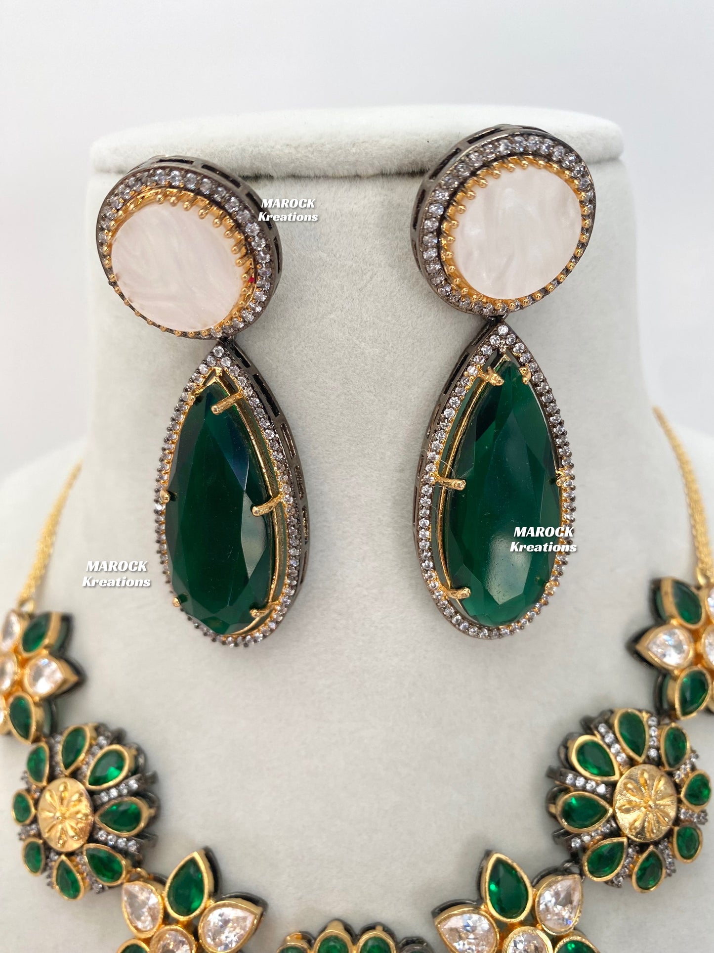 Raha Premium Quality Victorian  Kundan Necklace set