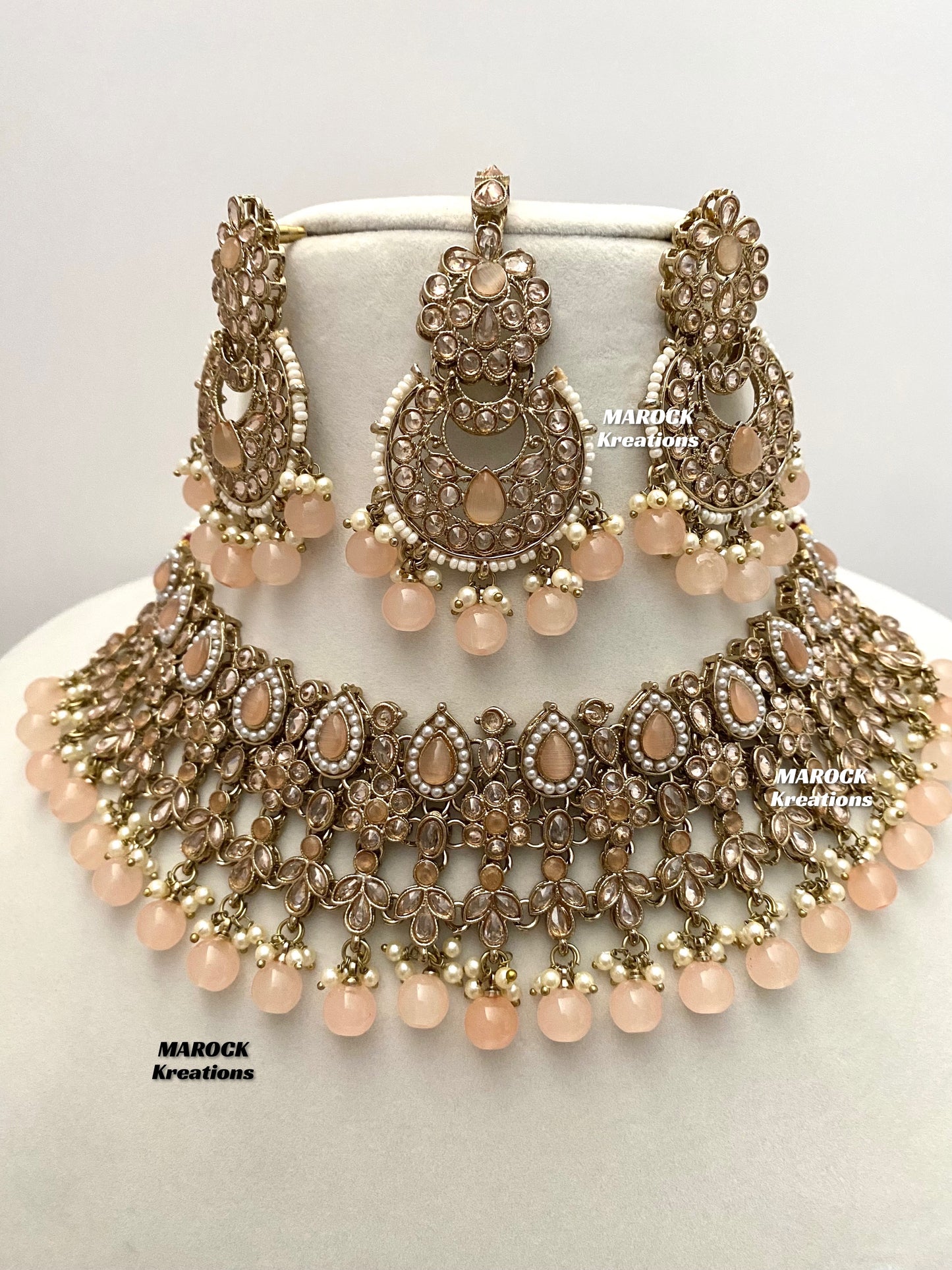 Sadhna Antique Gold Polki Necklace set