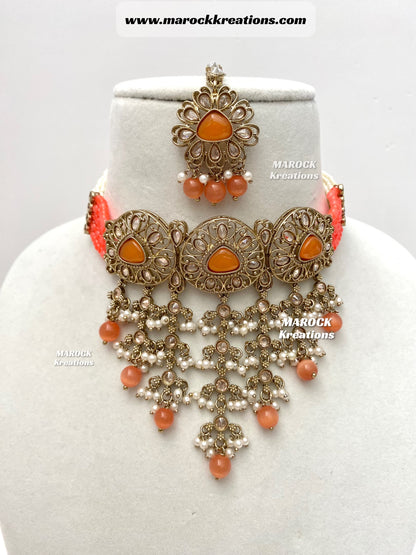 Amaira Antique Gold Polki choker set