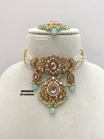 Mahima Premium Quality Kundan Choker set