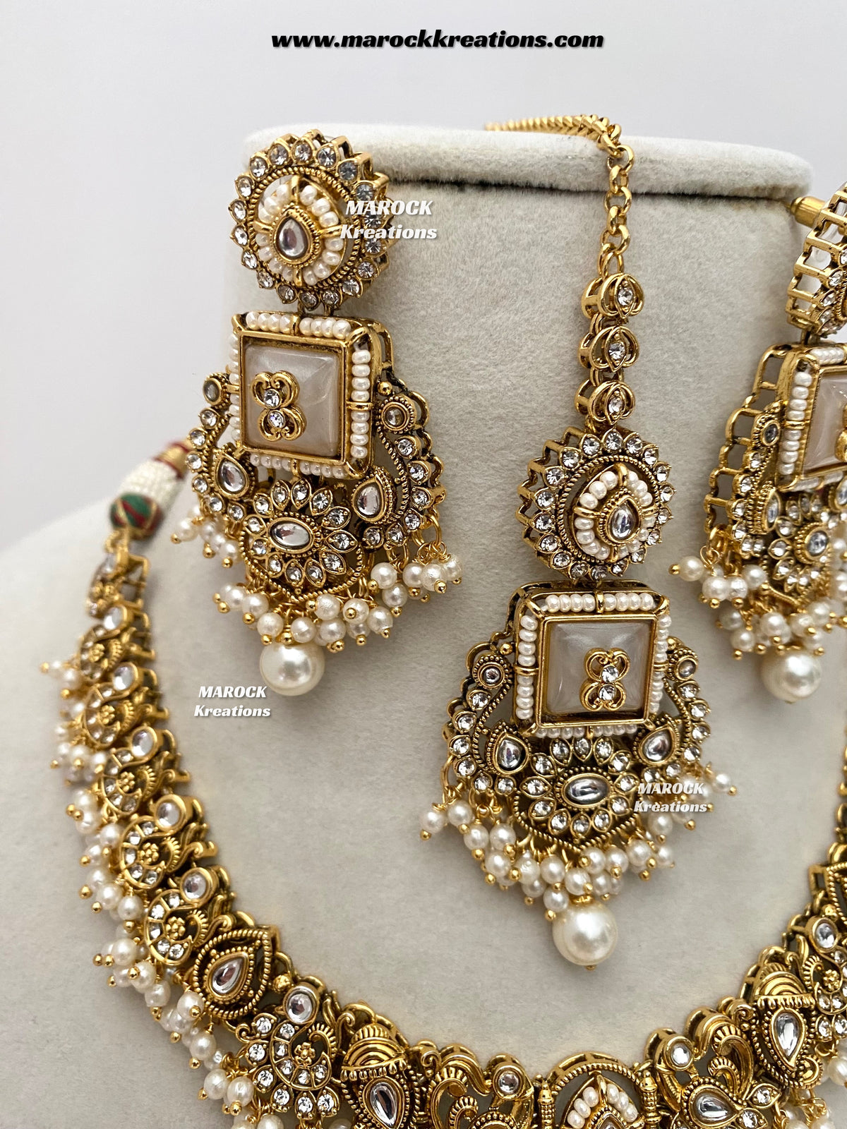 Nidhi Premium Quality Kundan Statement necklace set