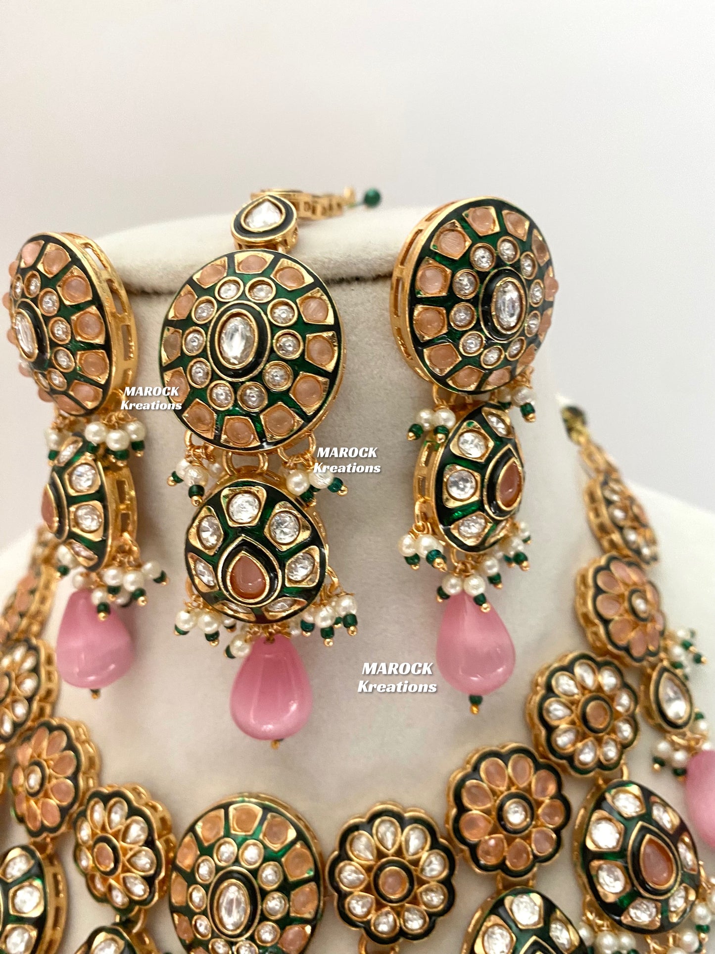 Raina Premium Quality uncut Kundan Statement Necklace set