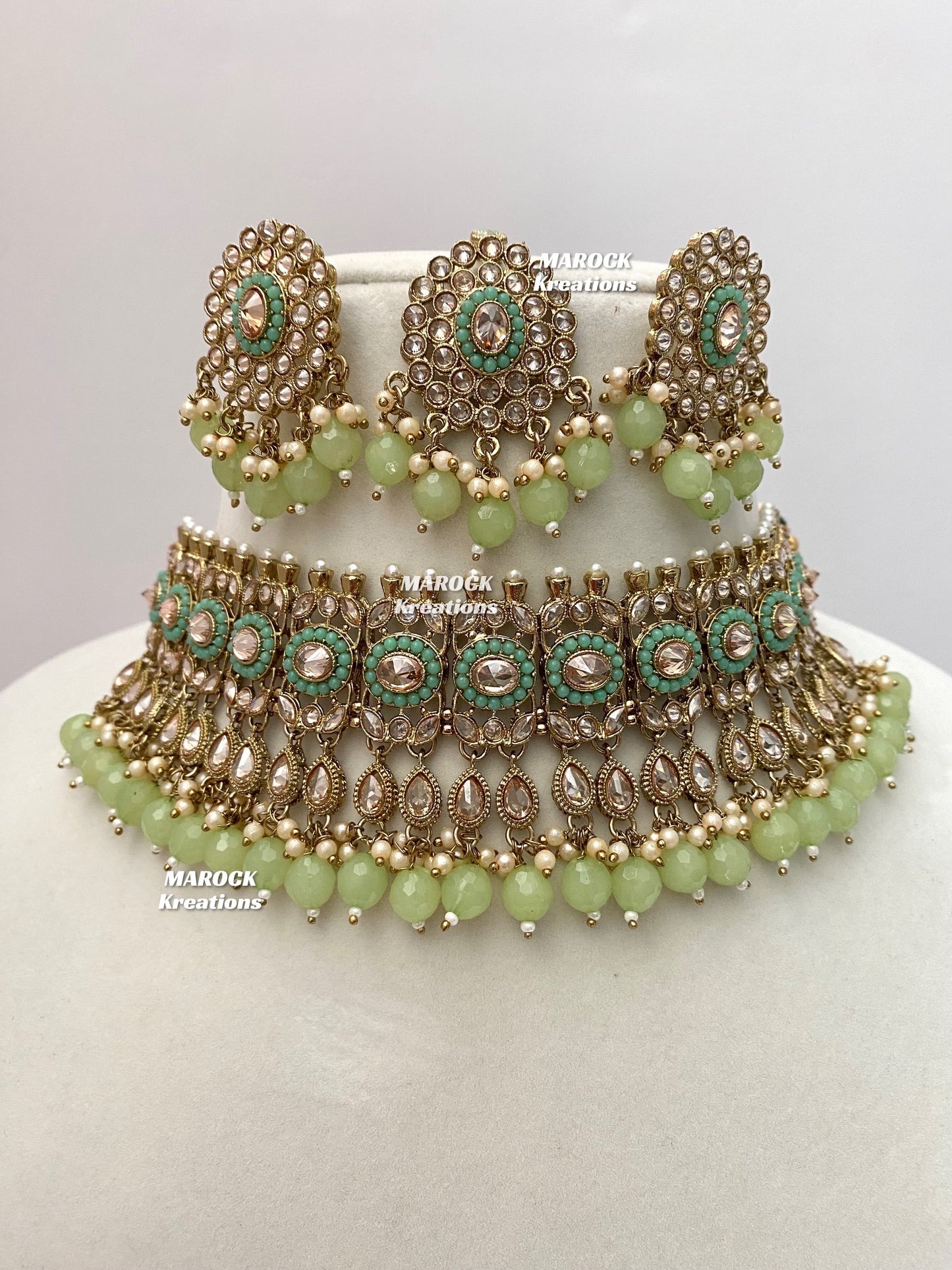 Antique Gold Polki choker sets