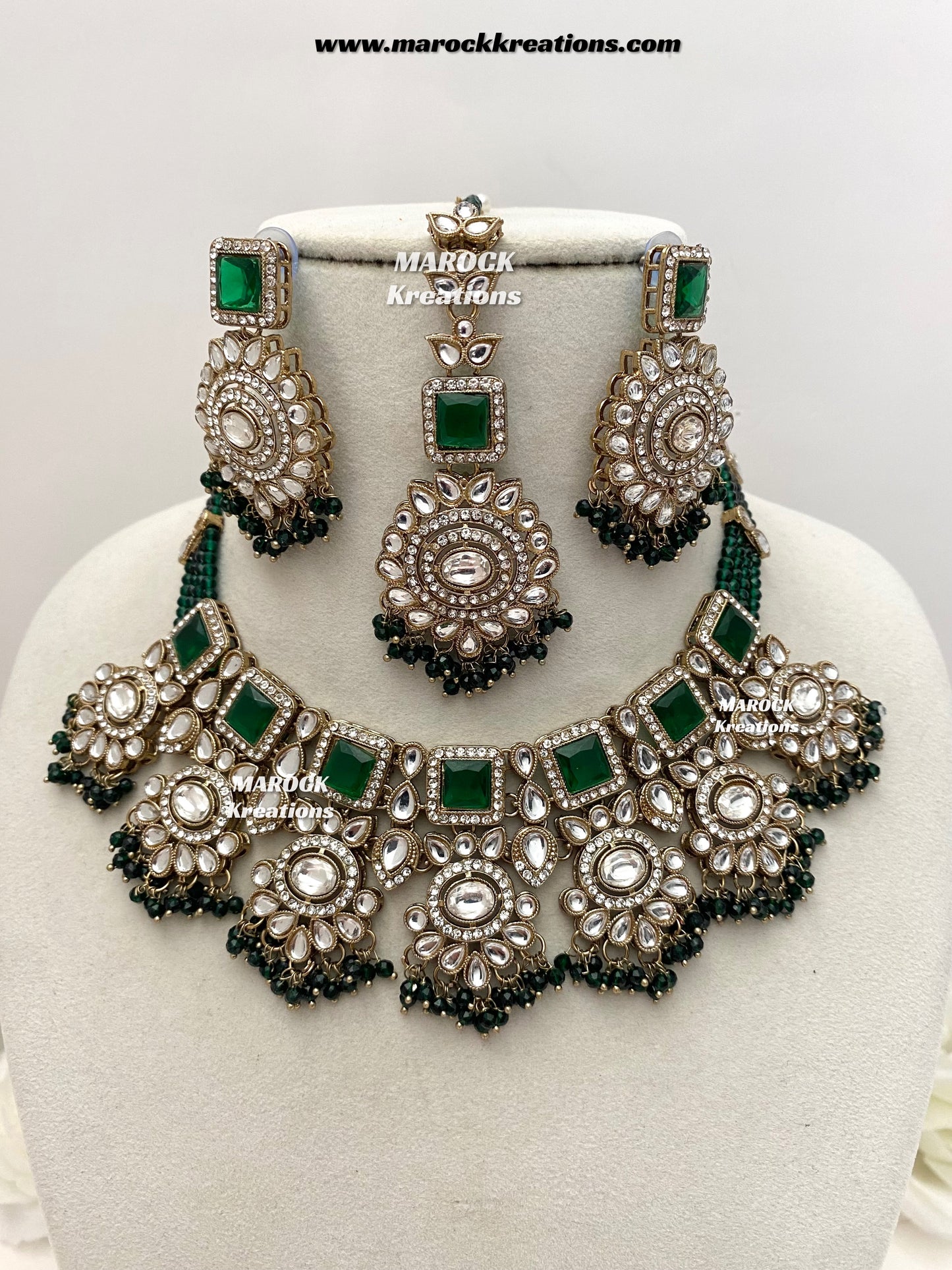 Christi Premium Quality Kundan Statement necklace set