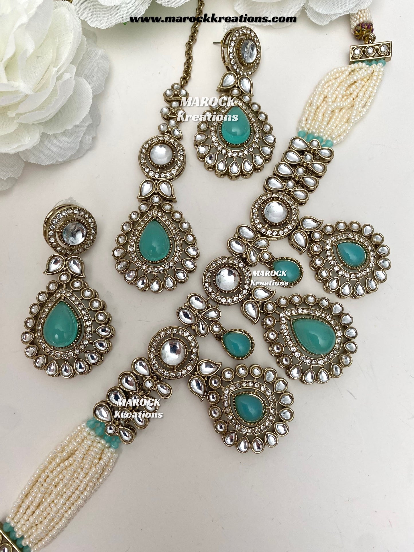 Rida Premium quality Kundan choker set