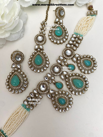 Rida Premium quality Kundan choker set