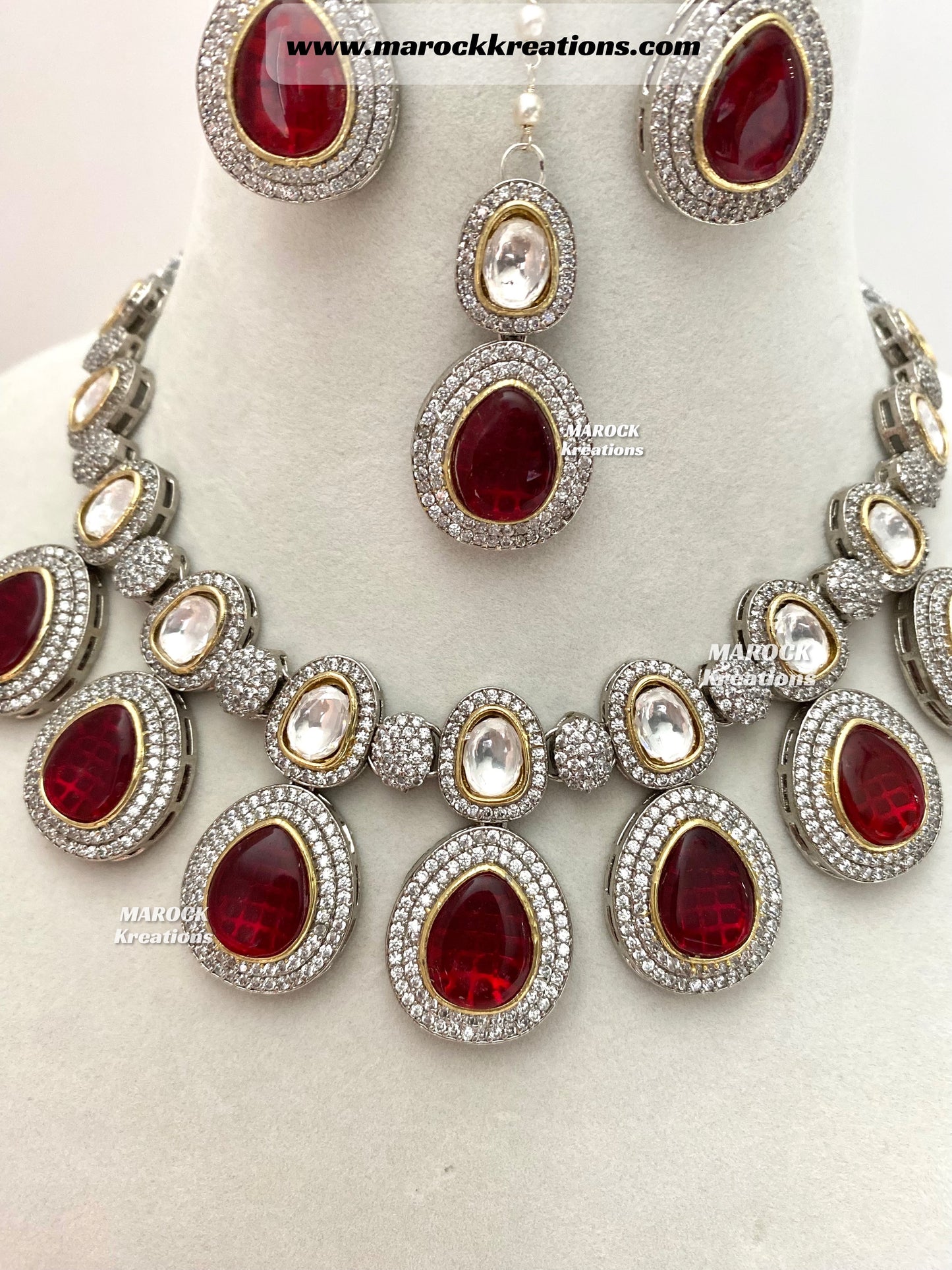 Evelyn Tyani inspired Premium Quality dual tone Kundan Necklace set