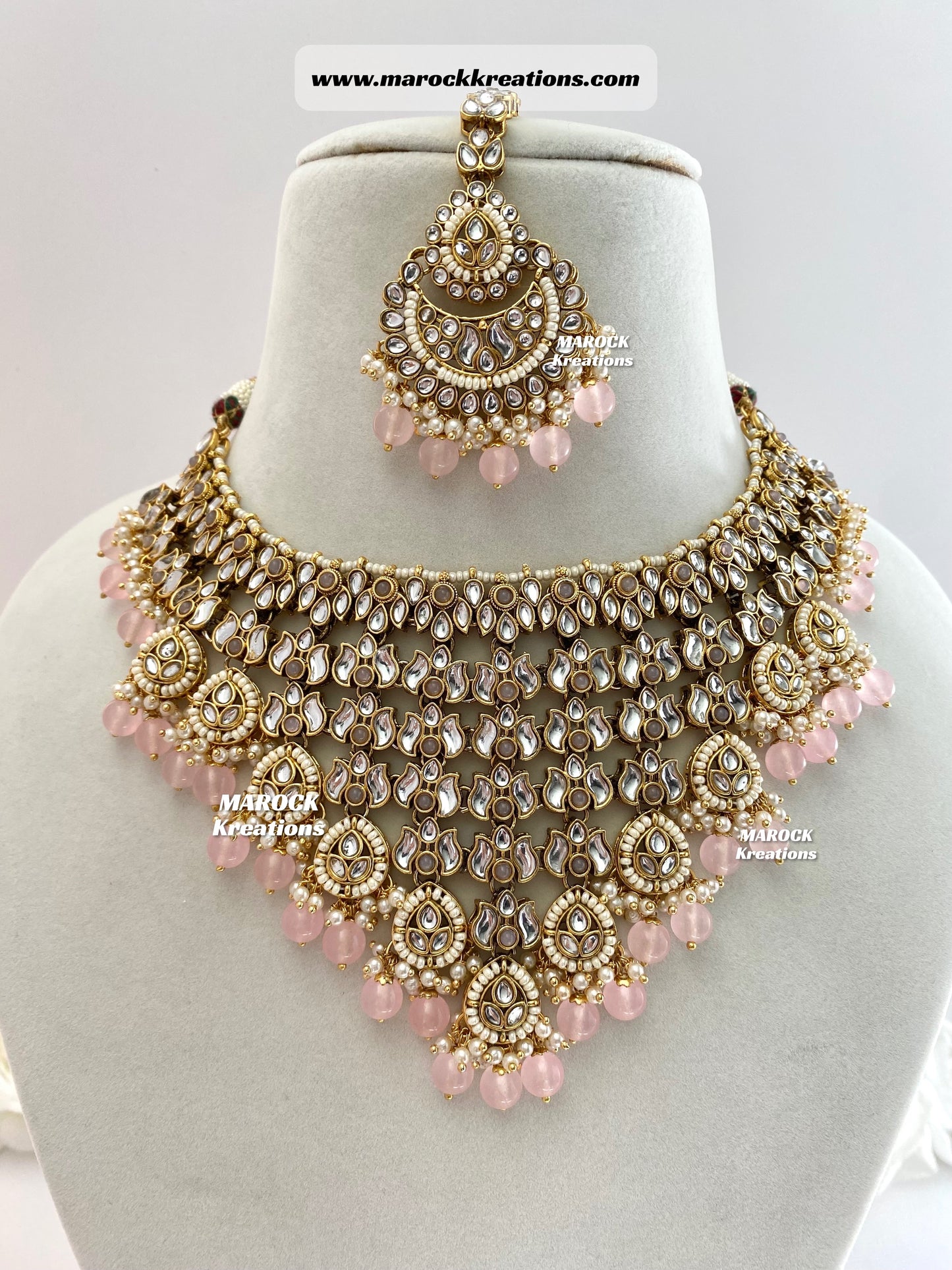 Fine Kundan V-shape Statement Necklace set