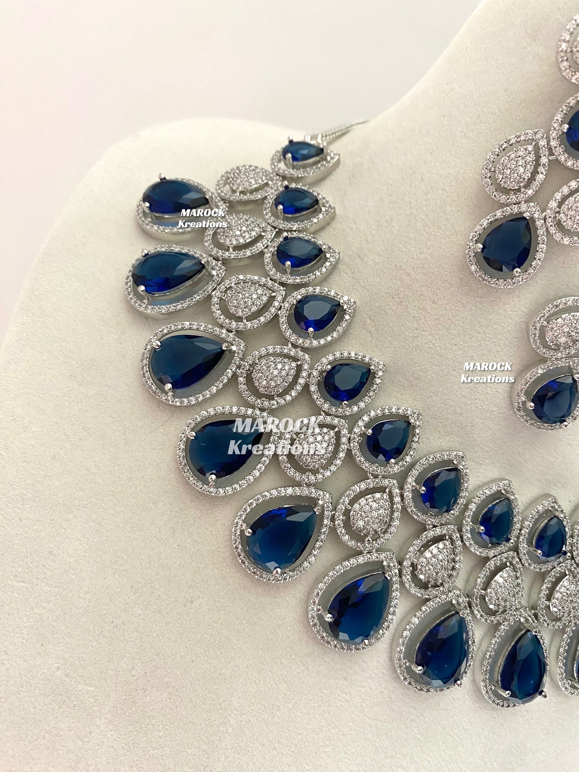 Laura Silver American Diamond Necklace set – MAROCK Kreations