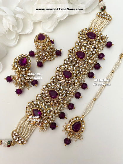 Fine quality Kundan Choker set