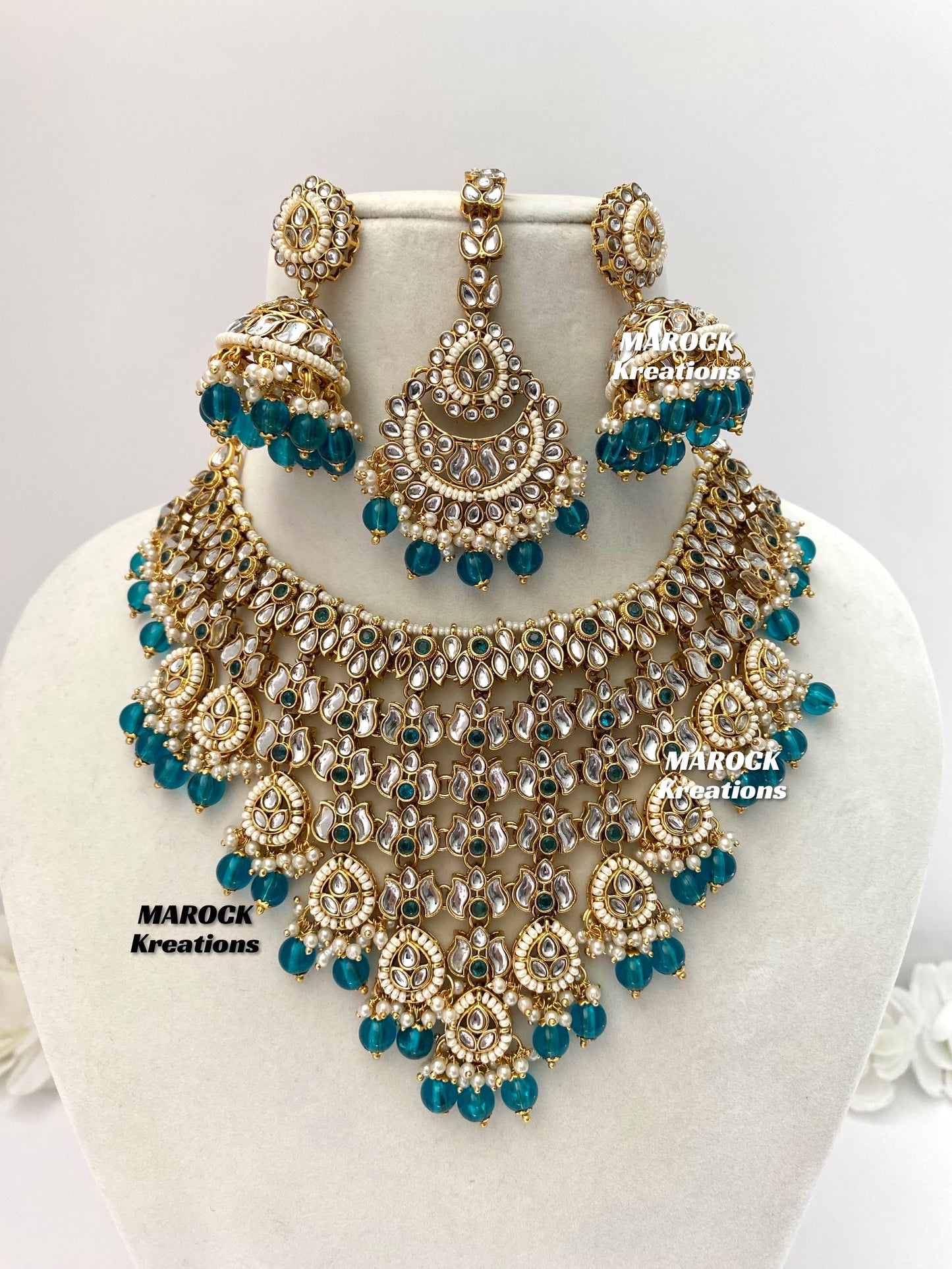 Fine Kundan V-shape Statement Necklace set