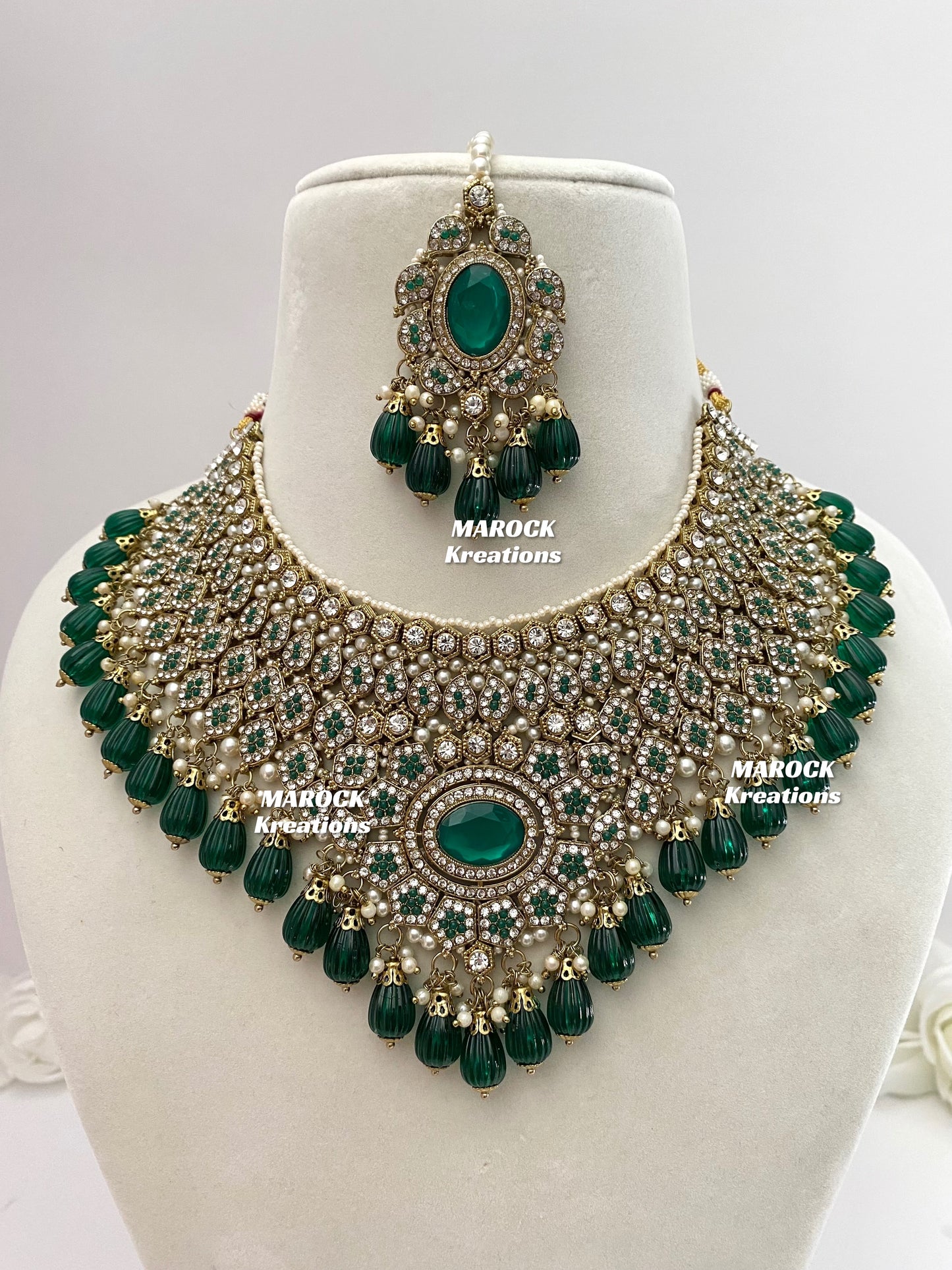 Antique Gold Pakistani Green Necklace set