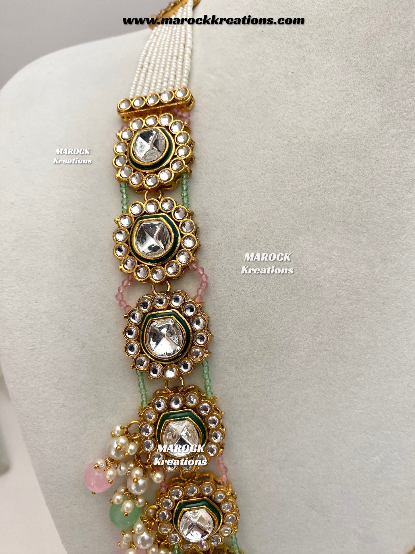 Manvi Premium Quality Kundan Bridal set