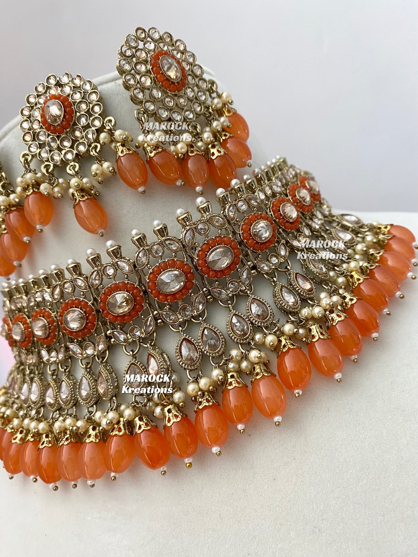 Antique Gold Polki choker sets