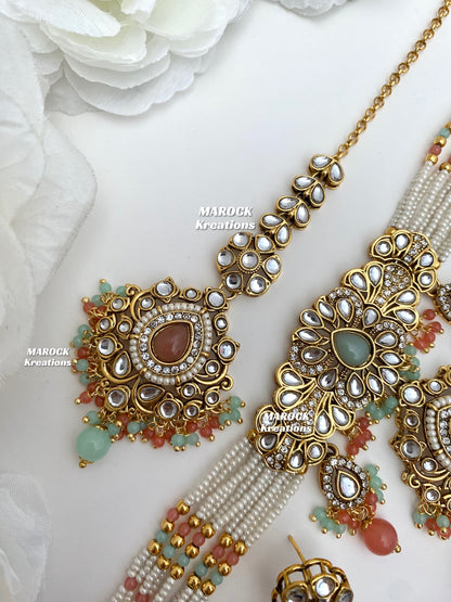 Mahima Premium Quality Kundan Choker set
