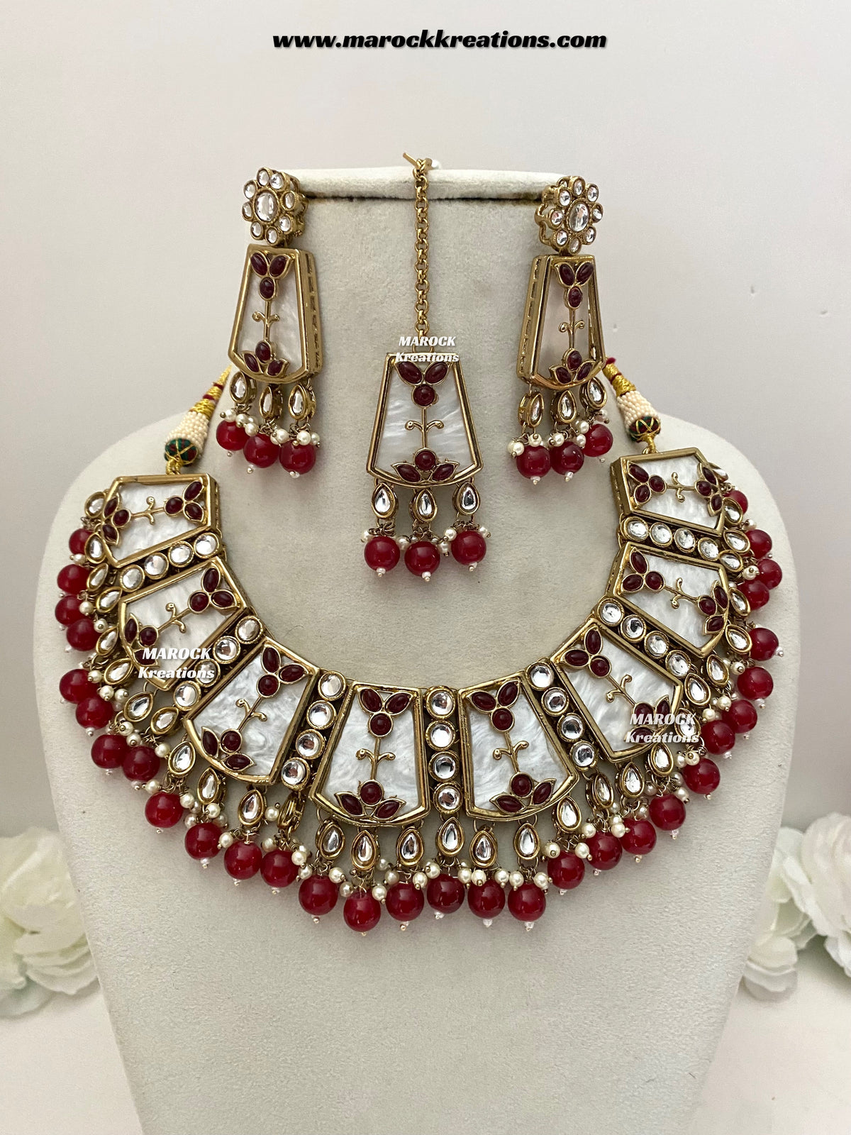 Aqeela Kundan MOP Statement Necklace set