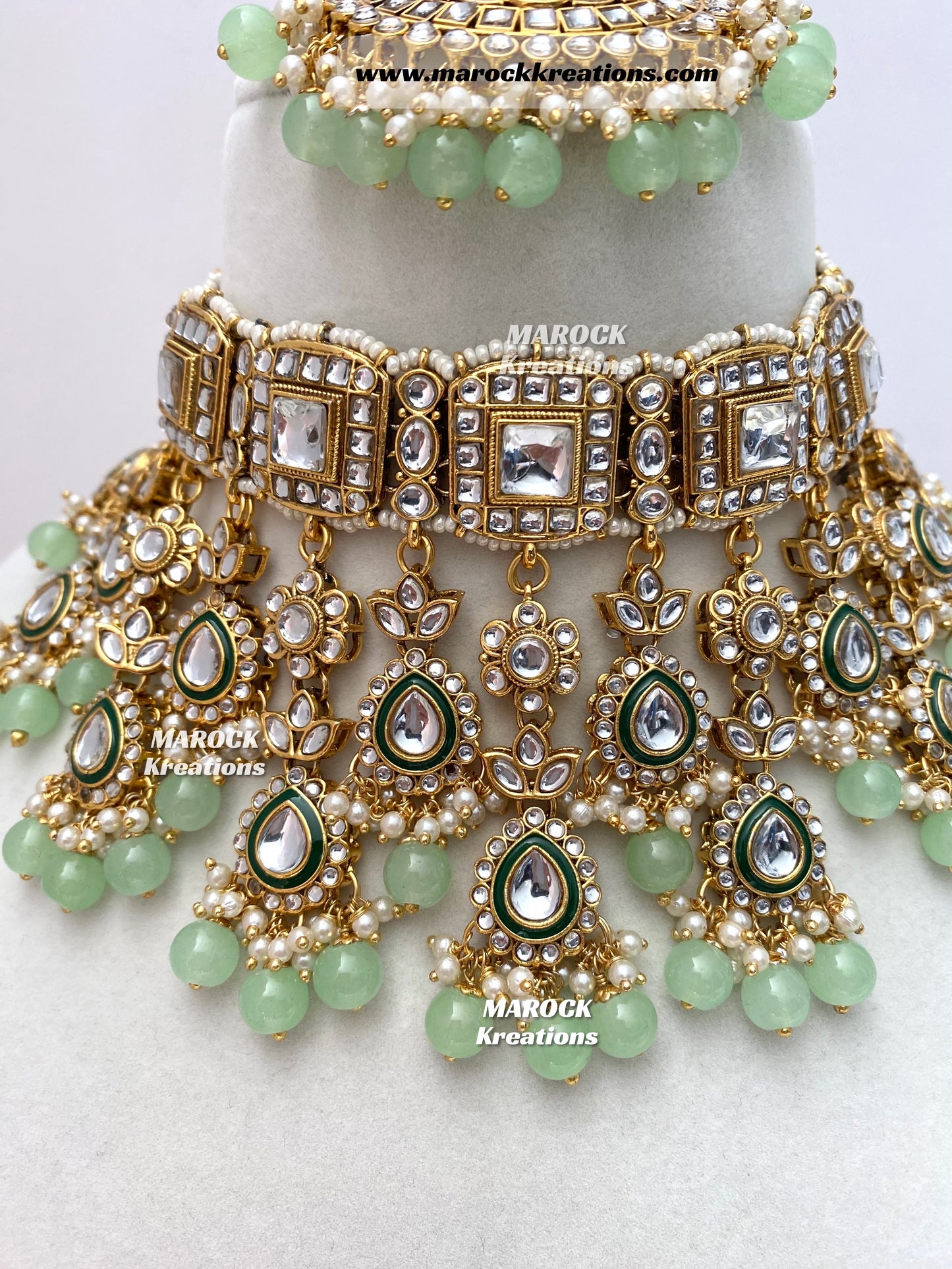 Zoya Premium Quality Kundan Statement Necklace set