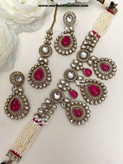 Rida Premium quality Kundan choker set