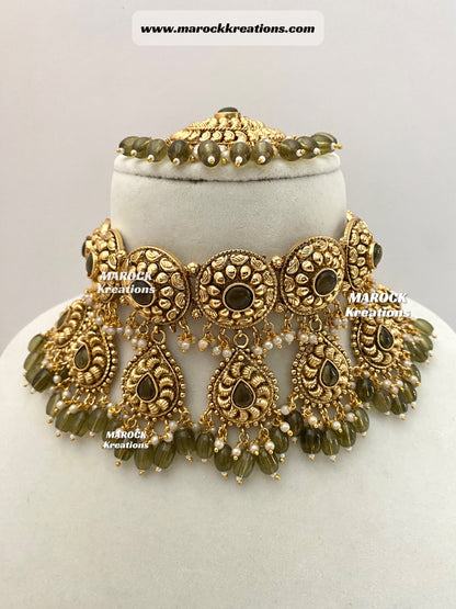 Trendy Gold plated traditional choker sets