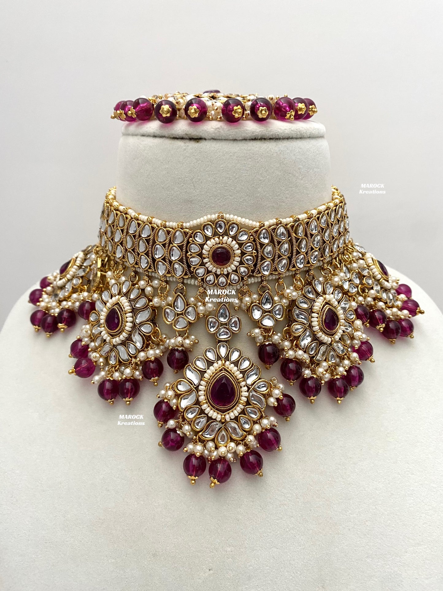Bhavika Premium Quality Kundan choker/Necklace set