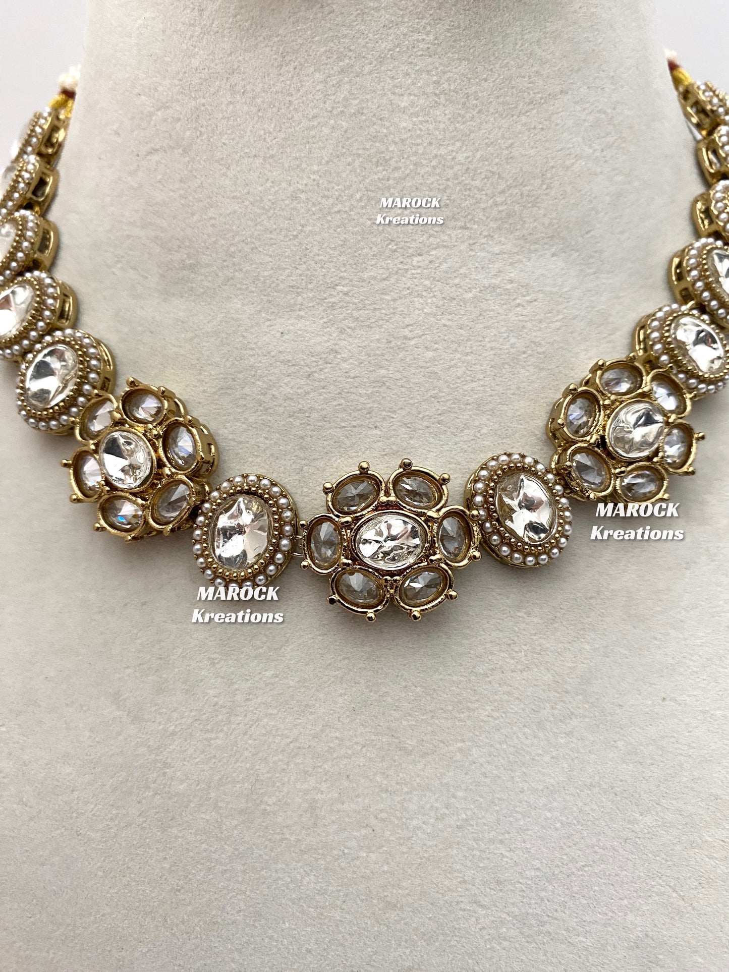 Arina Premium Quality Kundan Single line necklace set