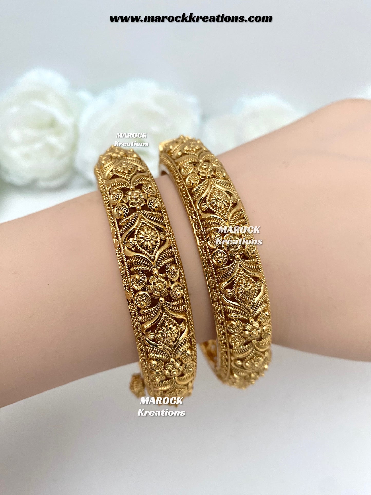 Sandhya Premium Quality Gold plated openable kade/Bangles/Kangan