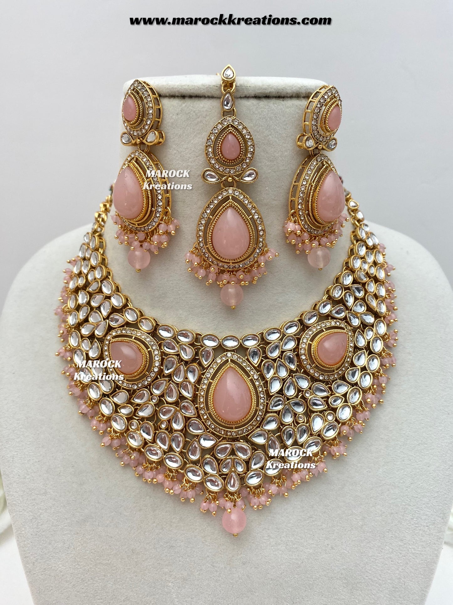 Veena Premium Quality Kundan Statement Necklace set