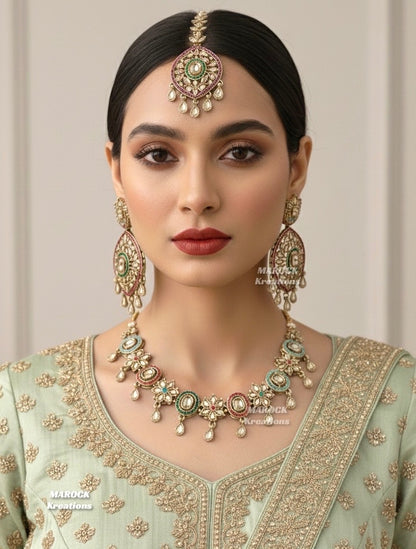 Mavis Antique Gold Polki Necklace set