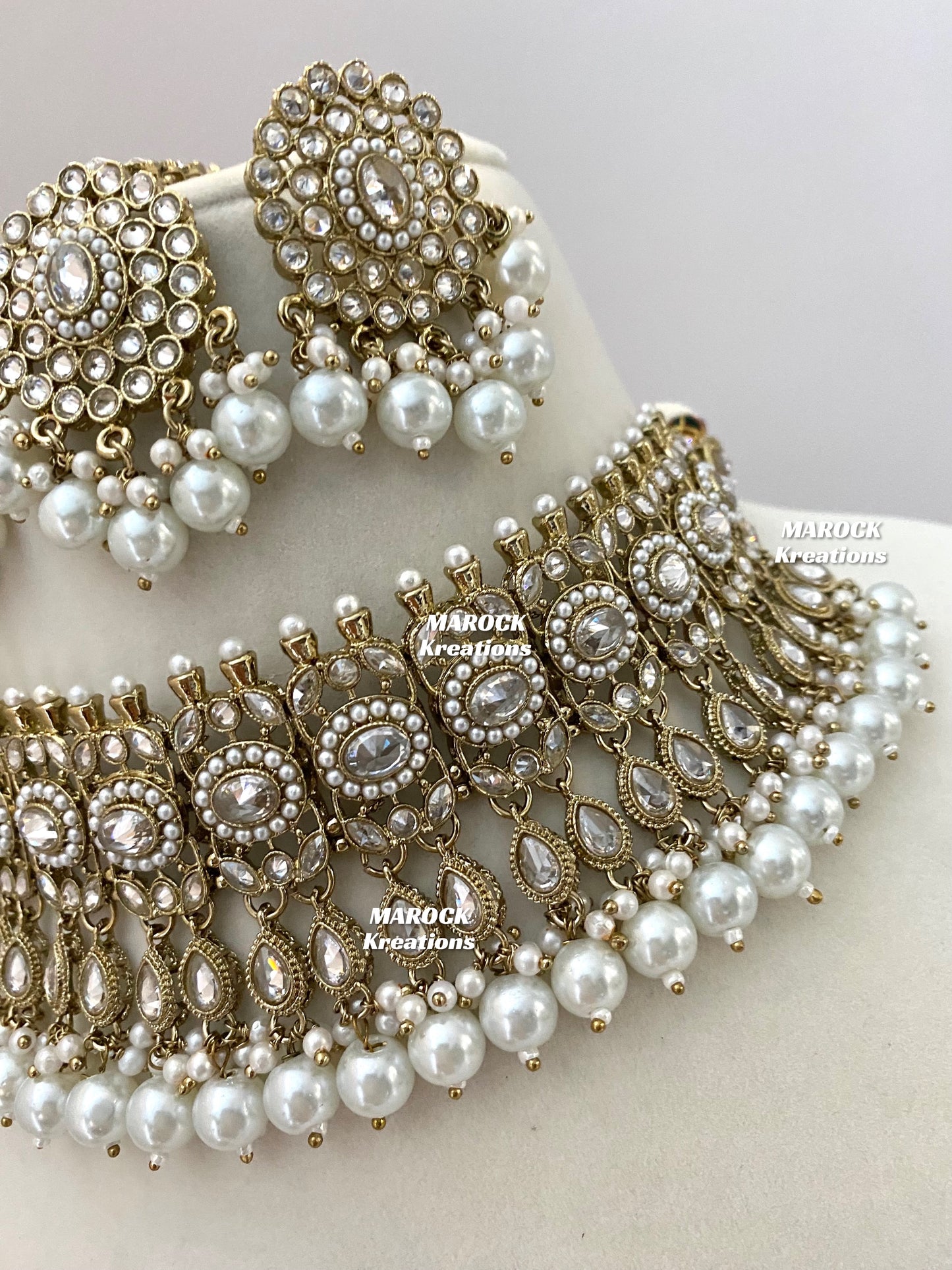 Antique Gold Polki choker sets