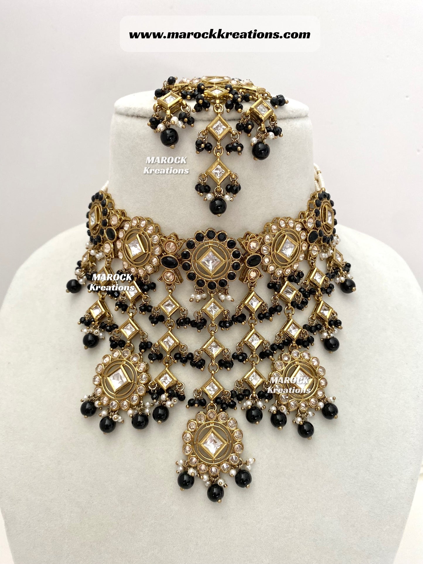 Antique Gold Kundan/Polki Statement Choker set