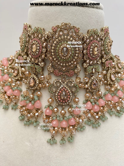 Nazmun Antique Gold Pakistani Polki  choker/necklace set with Passa