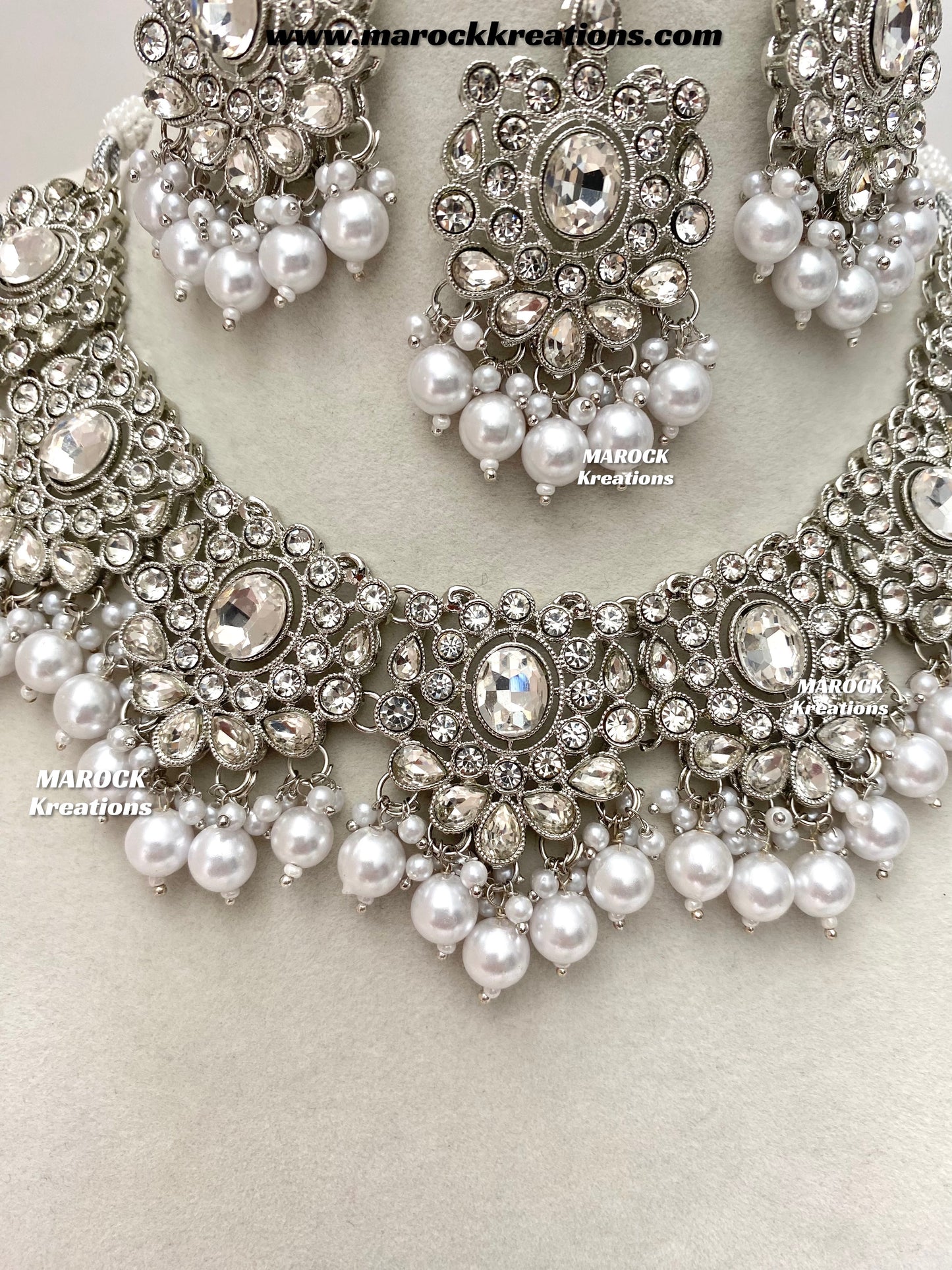 Naina Silver Stone Necklace set