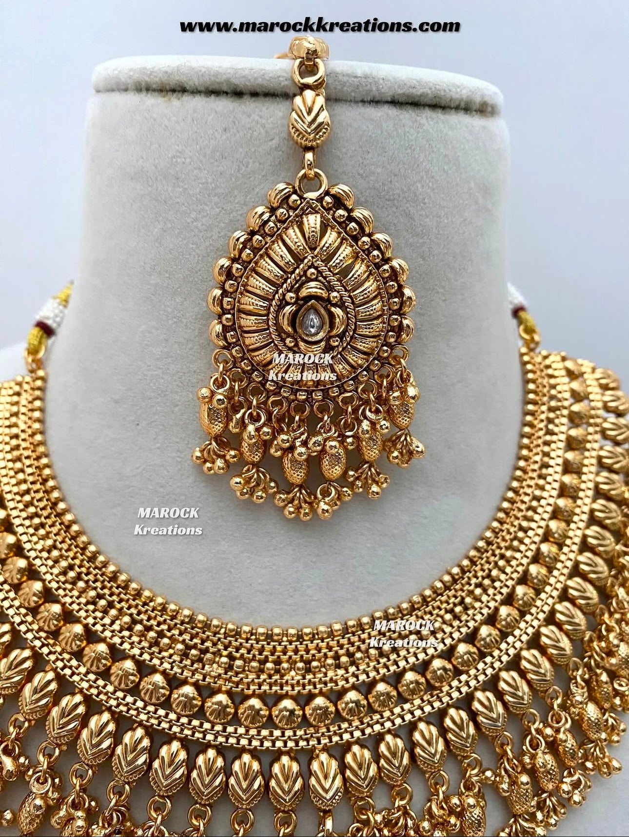 Aarti Premium Quality Gold plated necklace set comes with Passa/Jhoomer