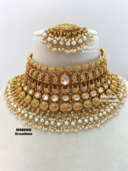 Elegant Gold Plated premium quality Kundan Statement Necklace set/Bridal set