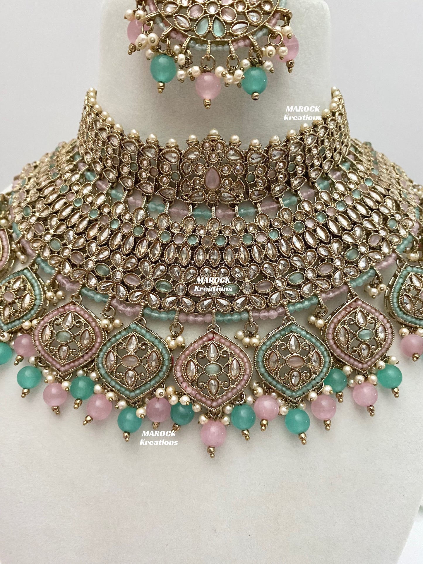 Tashi Premium Quality Polki Statement Bridal set