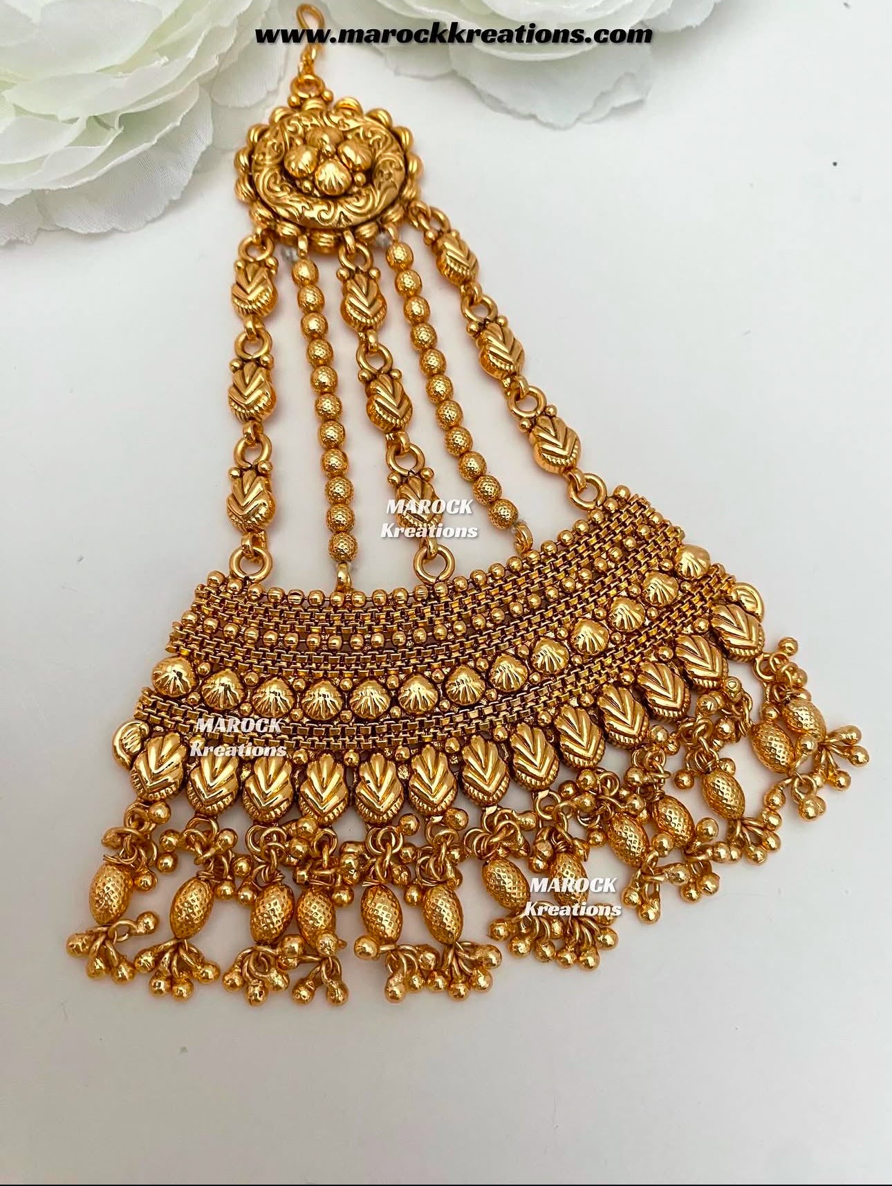 Aarti Premium Quality Gold plated necklace set comes with Passa/Jhoomer