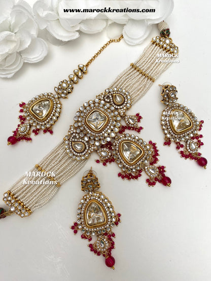 Aarzoo Kundan Statement Choker set