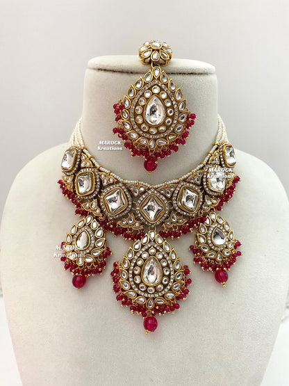 Rahila Premium quality Kundan Statement Choker/Necklace Set