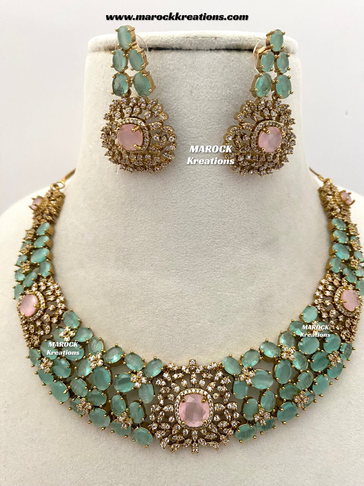 Donna Antique Gold American Diamond Statement Necklace set