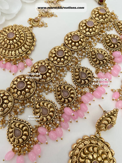 Trendy Gold plated traditional choker sets